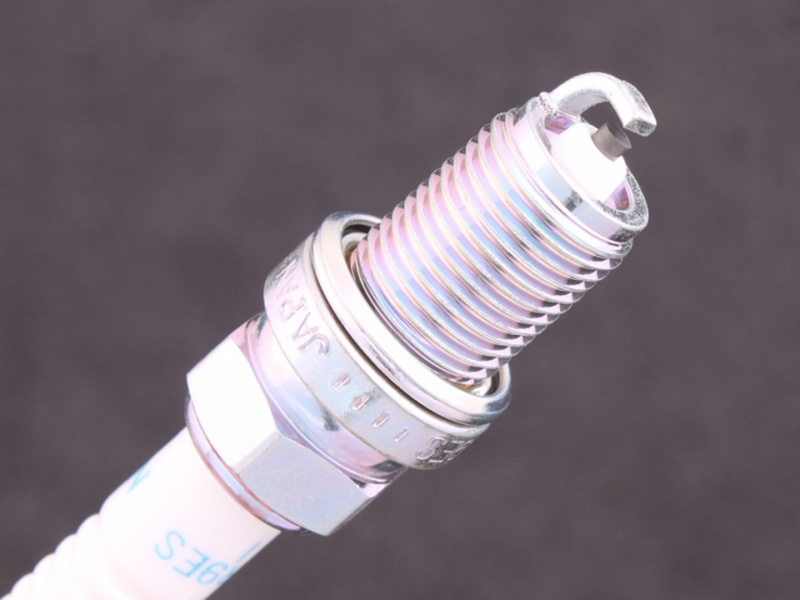 Spark plug NGK BCPR9ES