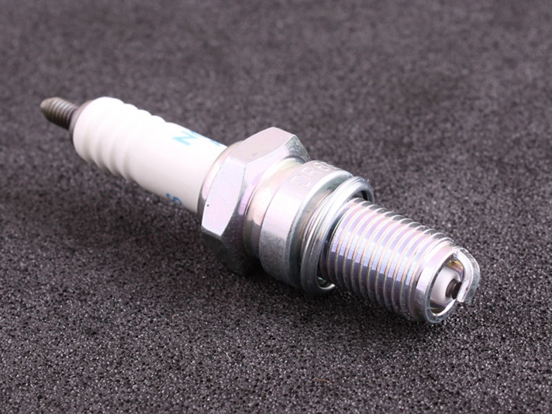 Sparkplug NGK DR8ES