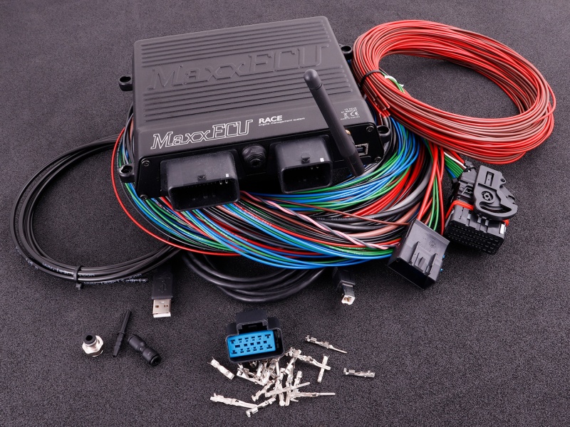 MaxxECU RACE STANDARD (ECU, harness 1 and accessories) - MaxxECU
