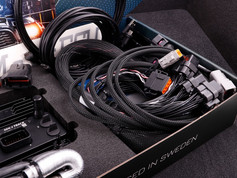 MaxxECU GEN2 TRACK Audi ME7.x (VAG) with LSU 5.2 Plugin kit