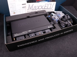 MaxxECU PRO PREMIUM (ECU, harnesses, accessories and LSU 4.2)
