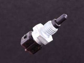 Intake temperature sensor (IAT) M12 (NTC)